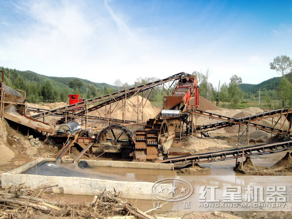 洗砂設備作業(yè)現(xiàn)場圖