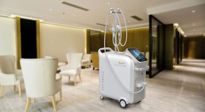 1-250GG63344561.jpeg 1-250GG63344561.jpeg